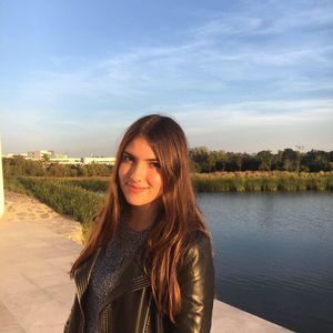 Meet your Posher, Andrea